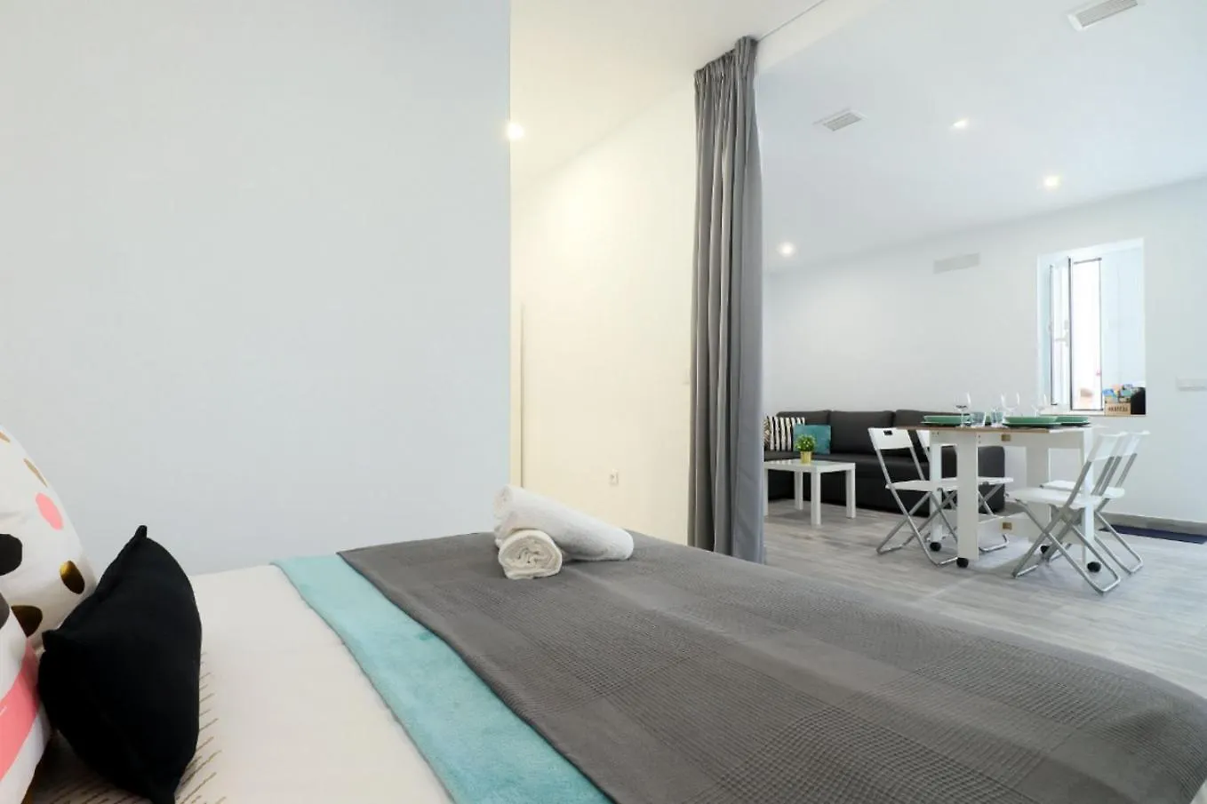 Acogedor Loft En Bajo Centrico Con Parking Wifi Apartment Cordoba